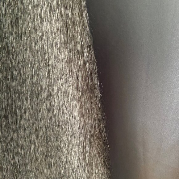 DYNAMITE Grey Faux Fur Vest - Size XS-S - Picture 3 of 6